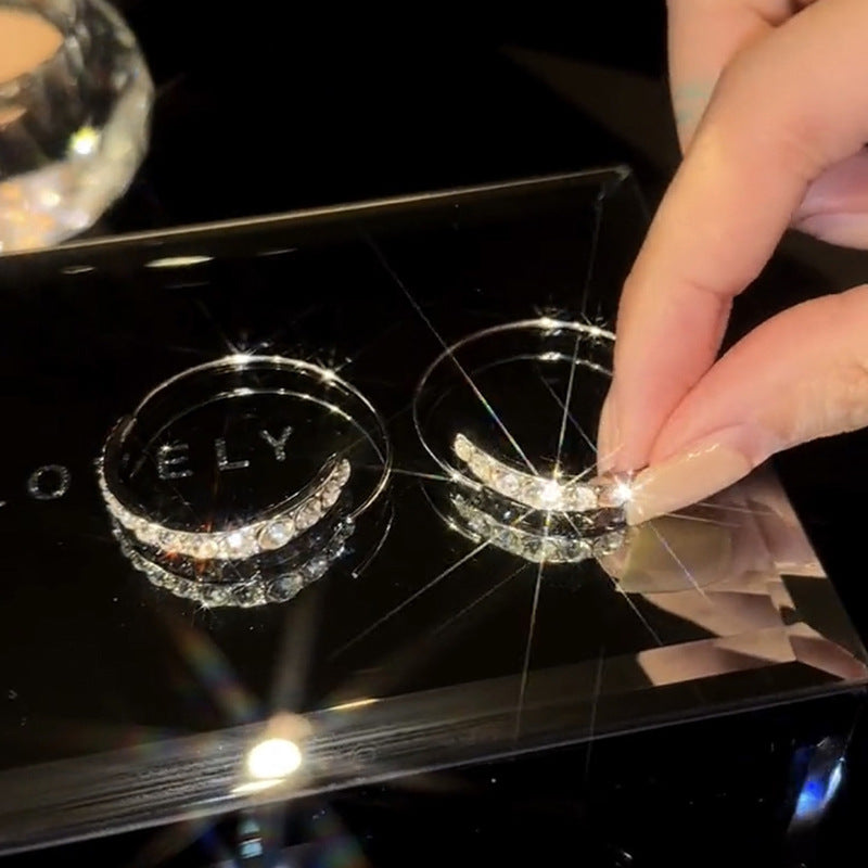 ORECCHINI A CERCHIO BRILLANTI IN ZIRCONIO