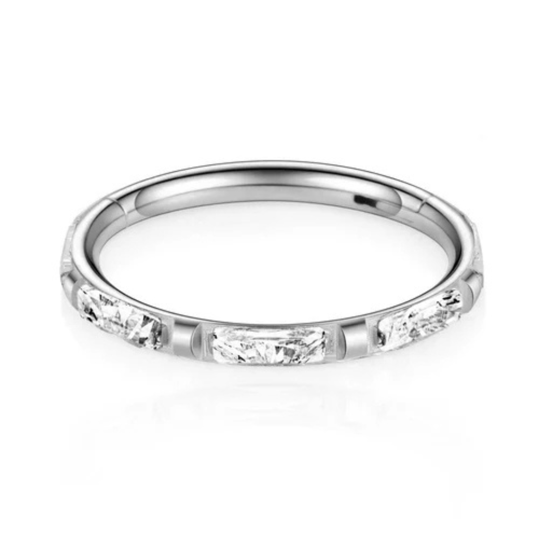 Anello Eleganza Eterna