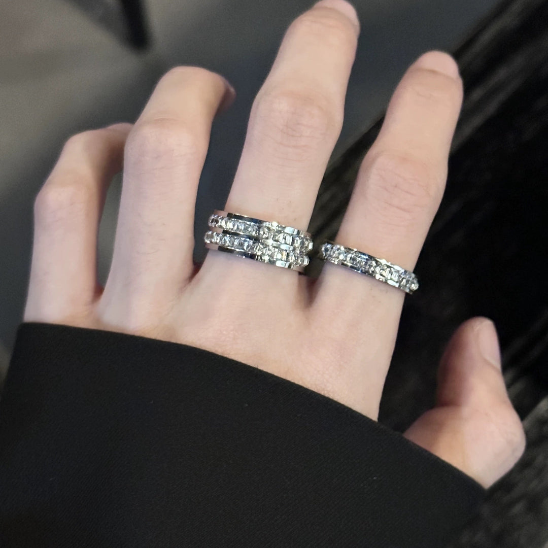 ANELLO IN TITANIO COMPLETAMENTE DIAMANTATO