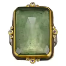 ANELLO REGALE IN VETRO DI GIADA