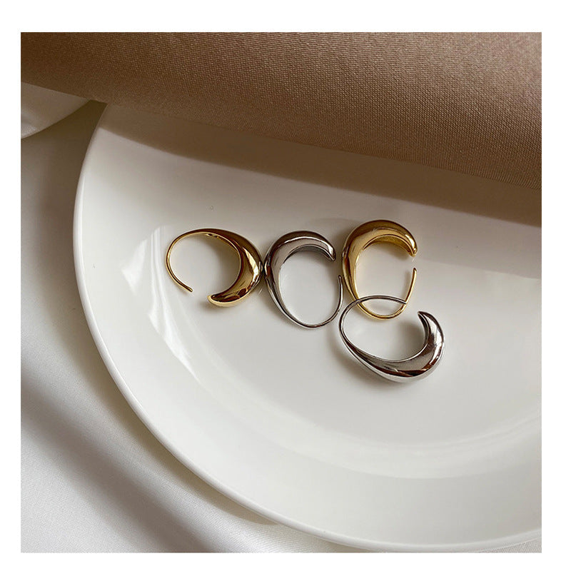 ORECCHINI A CERCHIO PENDENTI CLASSICI