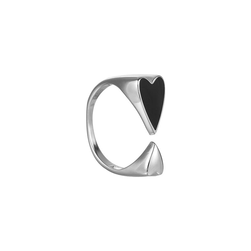 ANELLO ASIMMETRICO CON CUORE NERO