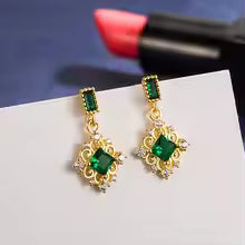 BRILLIO DELLA FOGLIA DORATA