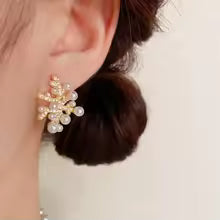 ORECCHINI DI PERLE FIORITURA CELESTE