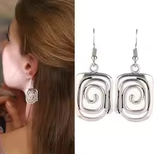 ORECCHINI ARGENTATI INTRECCIO COSMICO