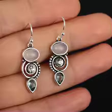 ORECCHINI PIETRA DI LUNA LUMINOSITÀ RAFFINATA