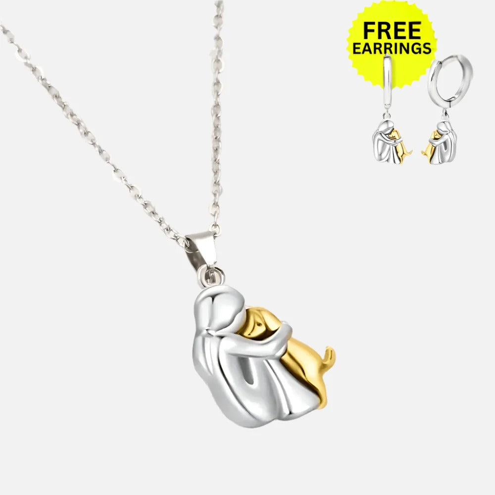 COLLANA CON PENDENTE ABBRACCIO CON ORECCHINI IN REGALO – OFFERTA LIMITATA