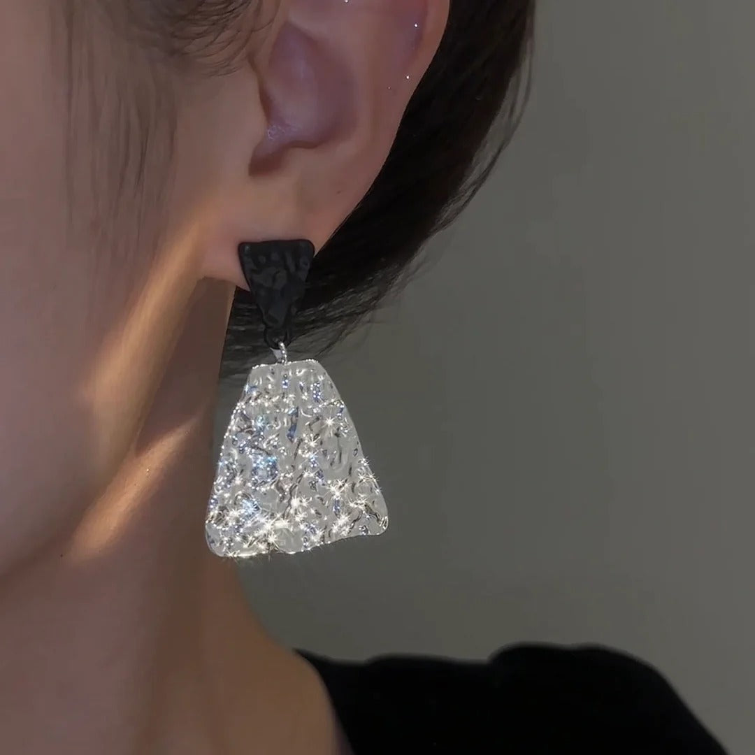 ORECCHINI COLORBLOCK NERI E BIANCHI