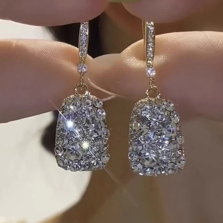 ORECCHINI QUADRATI IN DIAMANTE DELICATI ALLA FRANCESE